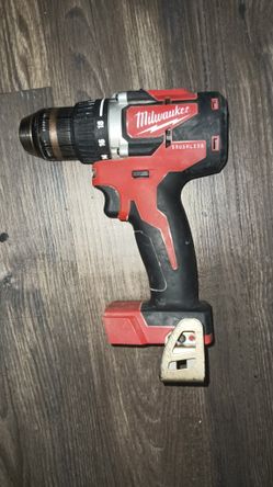 Milwaukee M18 Drill 