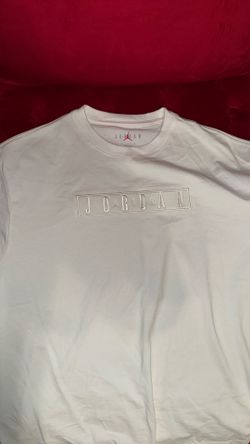 Men’s Jordan Shirt Sz Large