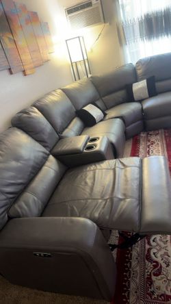Comfortable Leather Sectional with Recliners