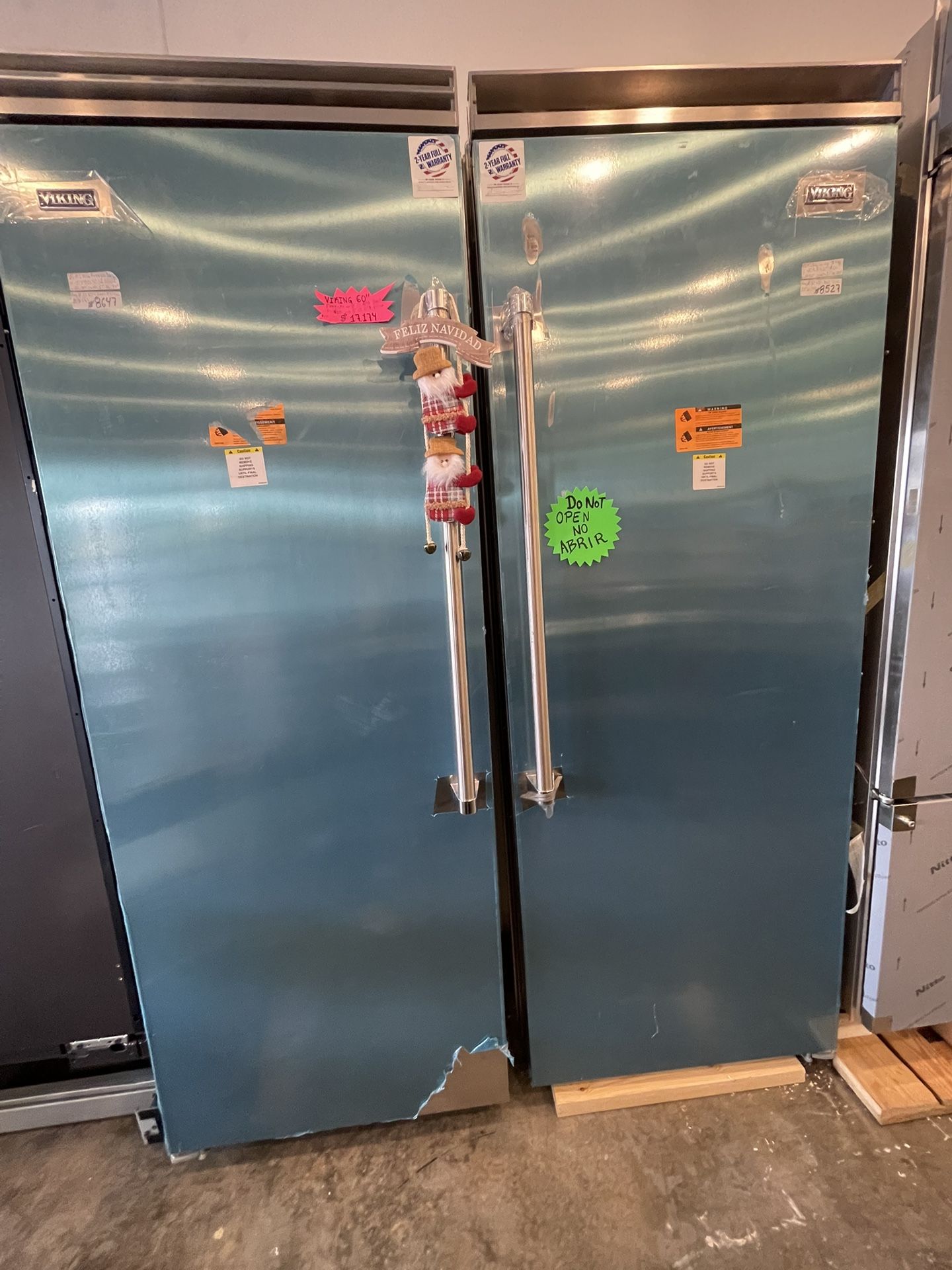 VIKING REFRIGERATOR 60”