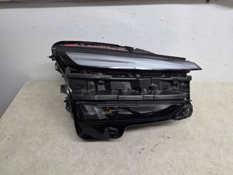 Right headlight tesla model y juniper 2025 2026
