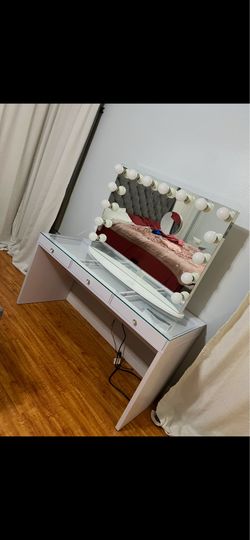 Impressions vanity desk and mirror with bluetooth