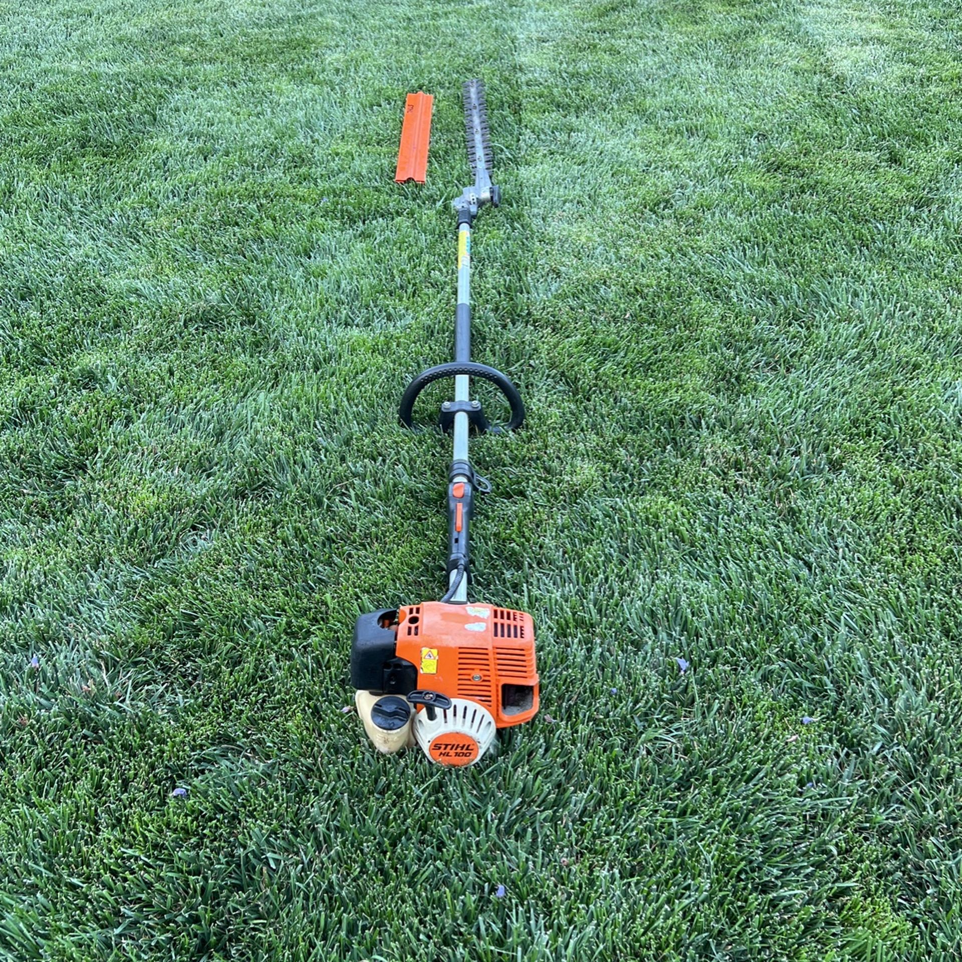STIHL HL 100 Hedge Trimmer for Sale in Escondido, CA OfferUp