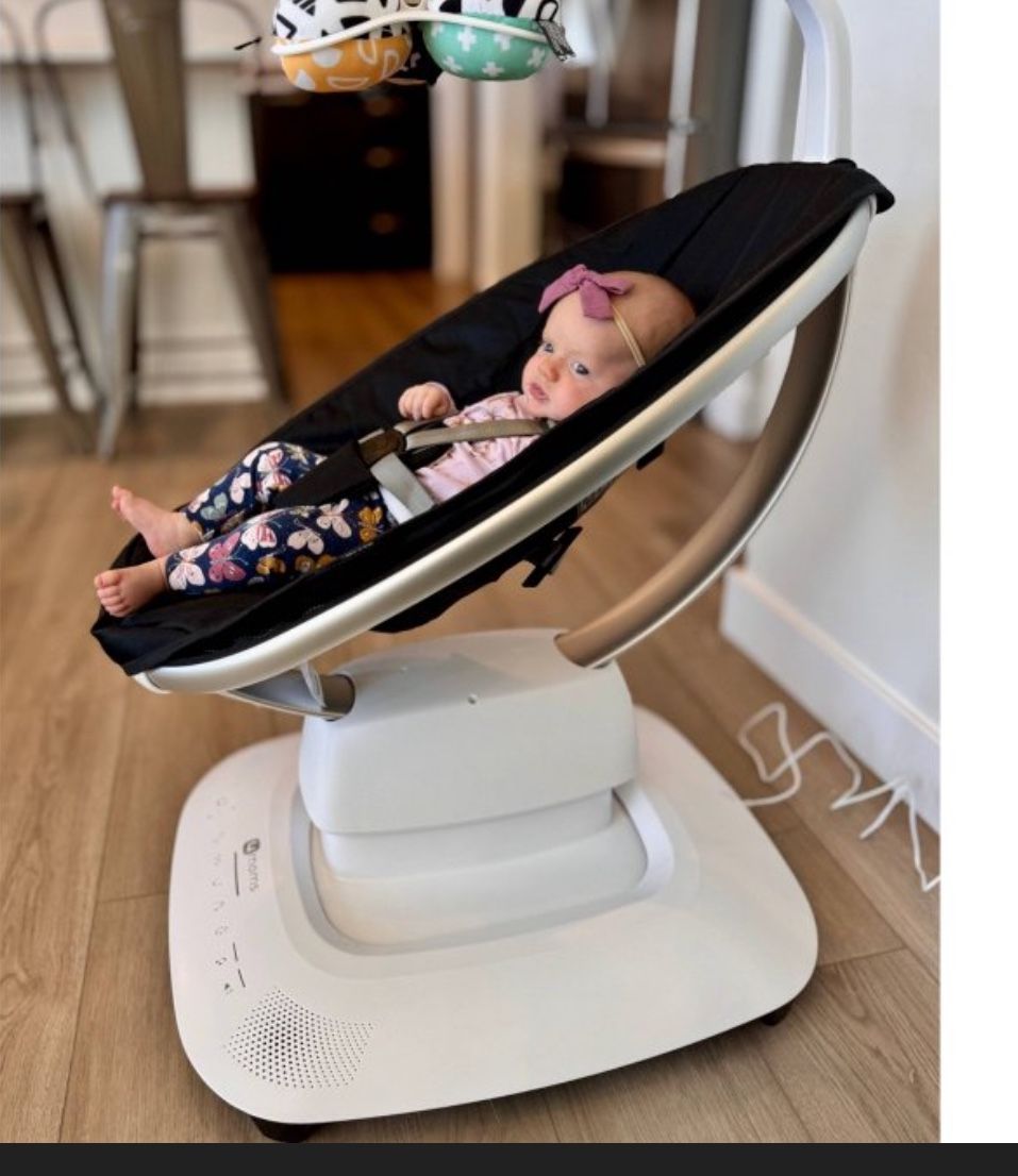 4moms MamaRoo  Multimotion Swing  Smart Connectivity
