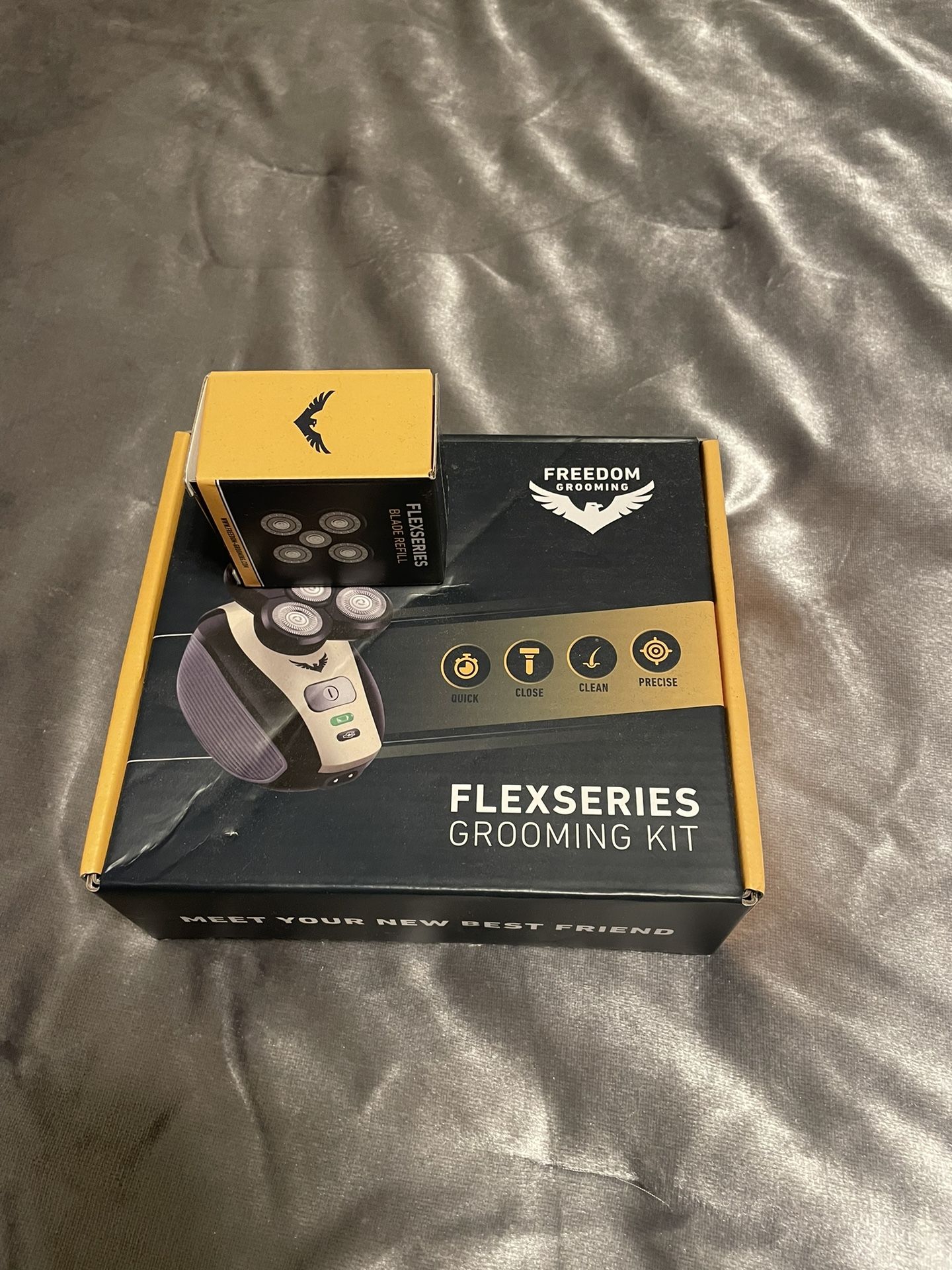 Freedom Shaver With Extra Blade