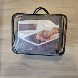 Weighted Blanket LIKE NEW / Twin Size