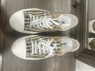 Burberry Shoes 