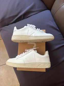 Veja V-12 Leather All-White