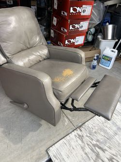 Recliner couch