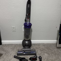 Dyson Slim Ball Vacuum 