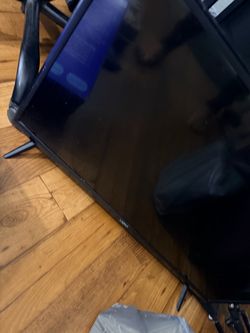 Vizio 32” Flat Screen TV with Stand