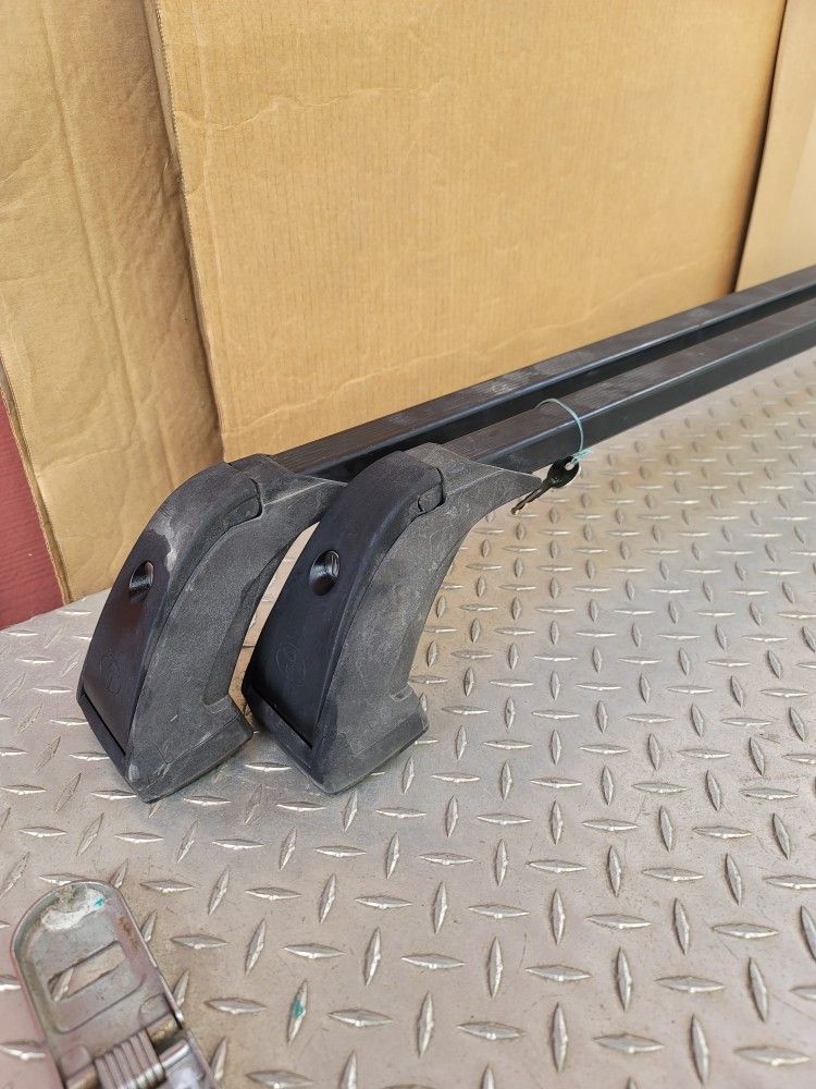 96-00 Toyota Rav4 Roof Racks w/key $140