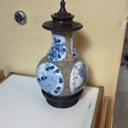 Maitland-Smith Chinoiserie Blue & Brown Floral Porcelain Mantel Vase 