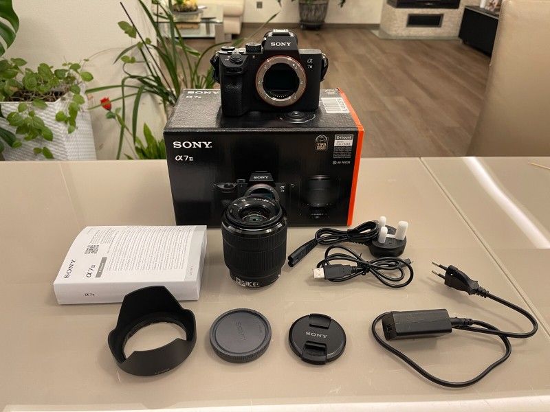 Sony A7III Mirrorless Camera 
