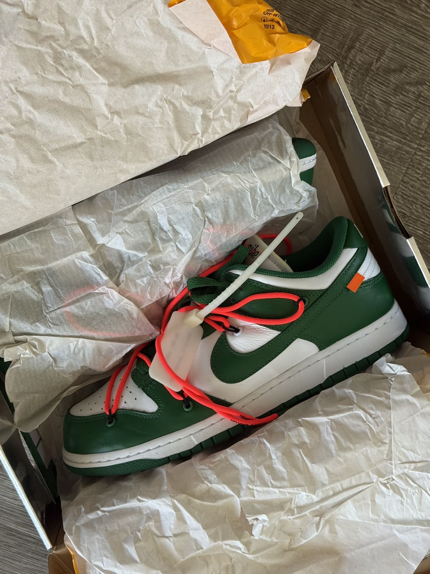 Dunk Low x Off-White Pine Green