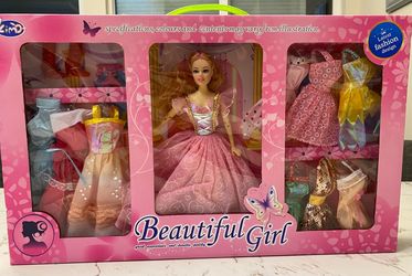 Beautiful Girl Fashion 14PC Doll Set with Outfits