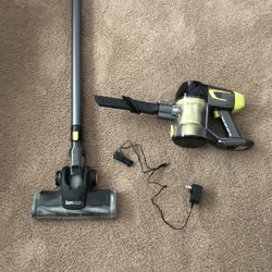 Rechargeable, cordless vacuum