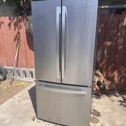 GE Refrigerator 