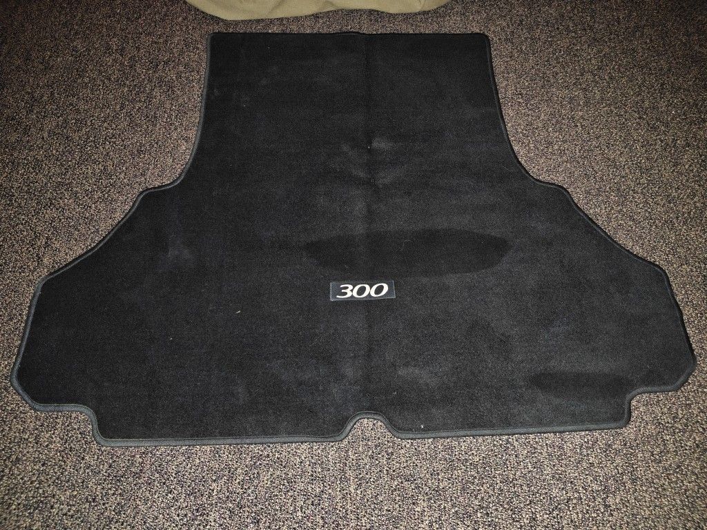 Chrysler 300C Gen 2 Trunk Mat