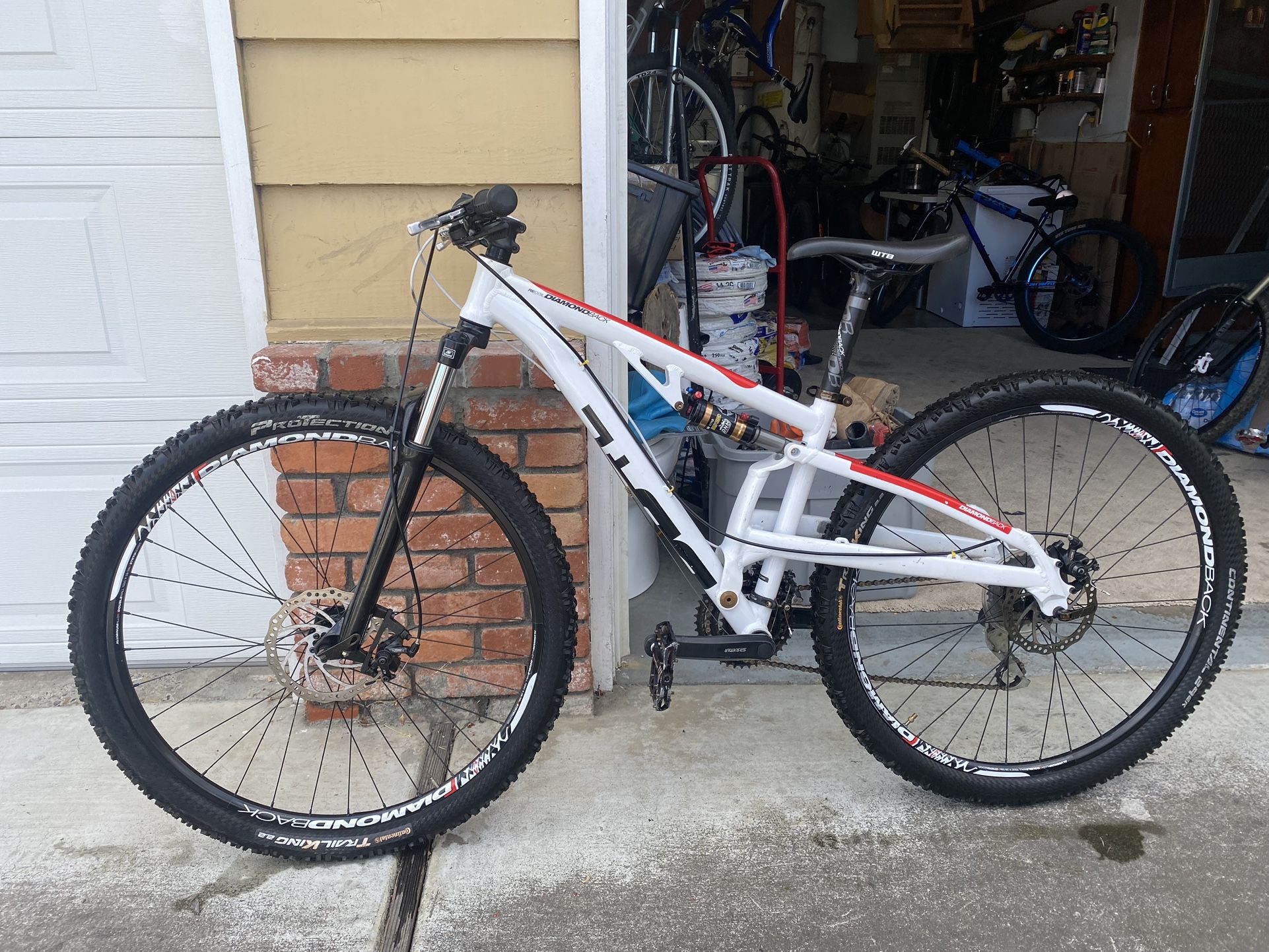 2014 Diamondback Recoil 29er Full Suspension Mountain Bike