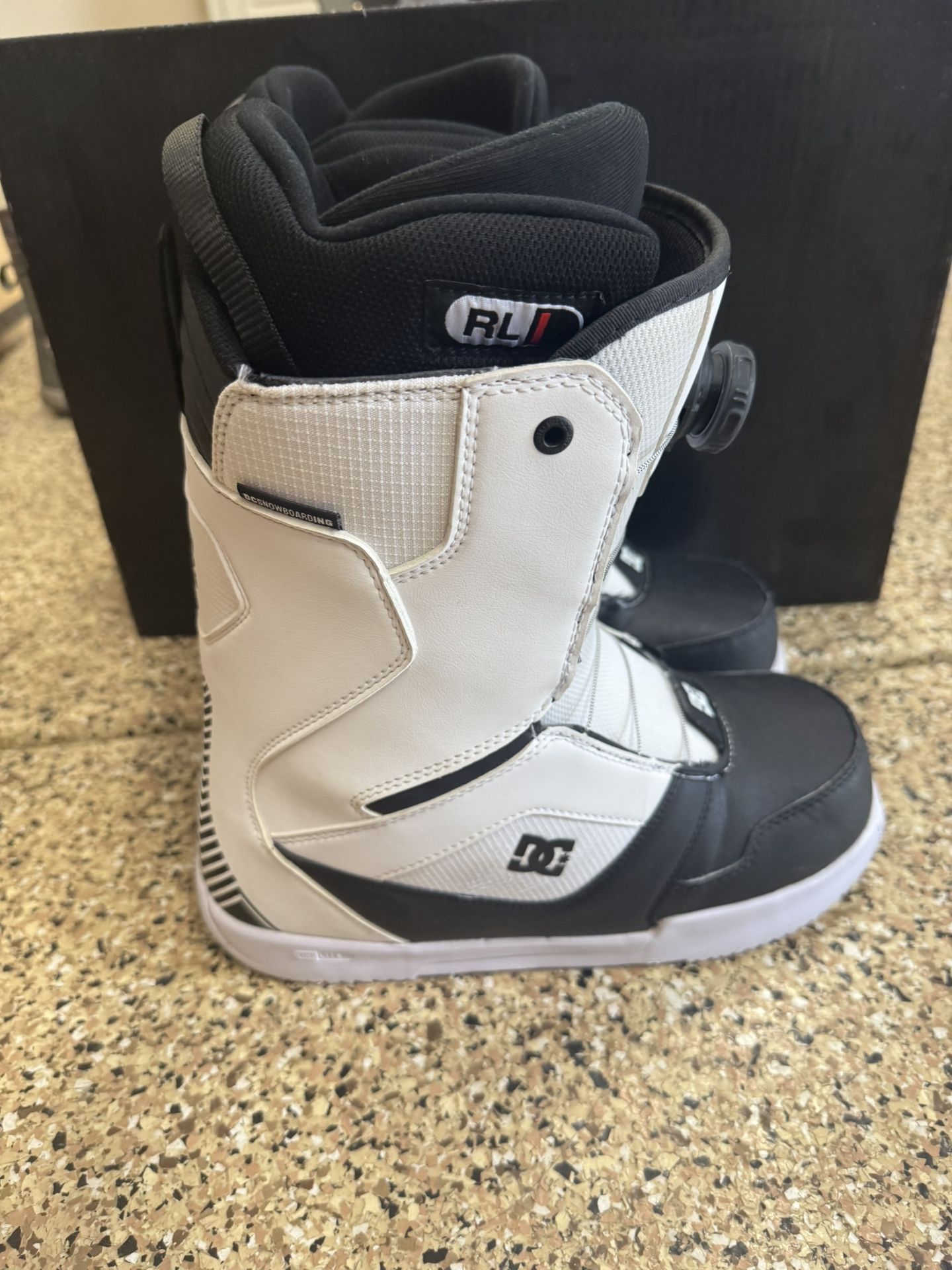 DC Scout Snowboard Boots Men’s Size 10