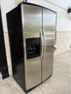 Kitchen aid refrigerator