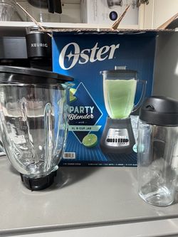 Oster party blender with extra cup