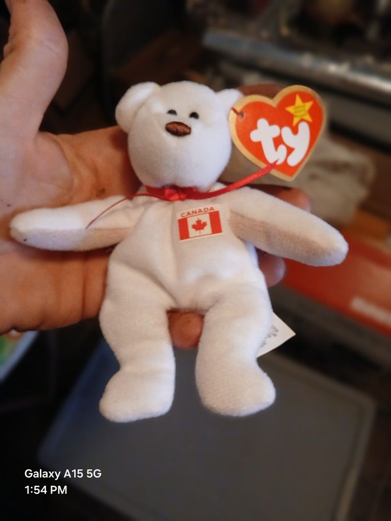 Maple Beanie