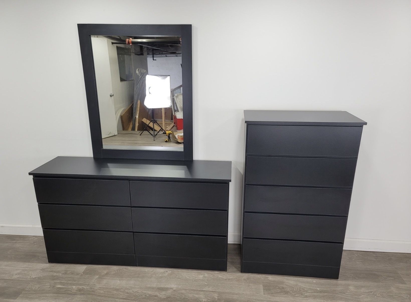 Dresser Whit Mirror And Chest - Cómoda Con Espejo Y Gavetero 