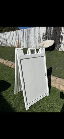 Standing sign size 24 by 36