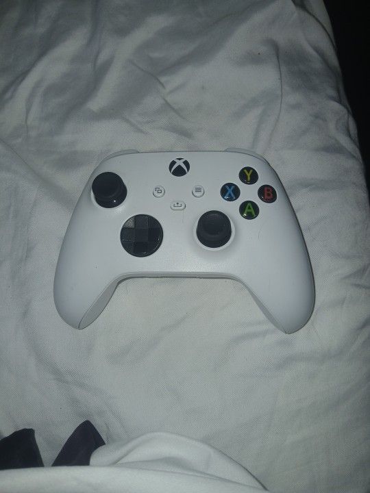 Xbox Wireless Controller Robot White/Universal Controller
