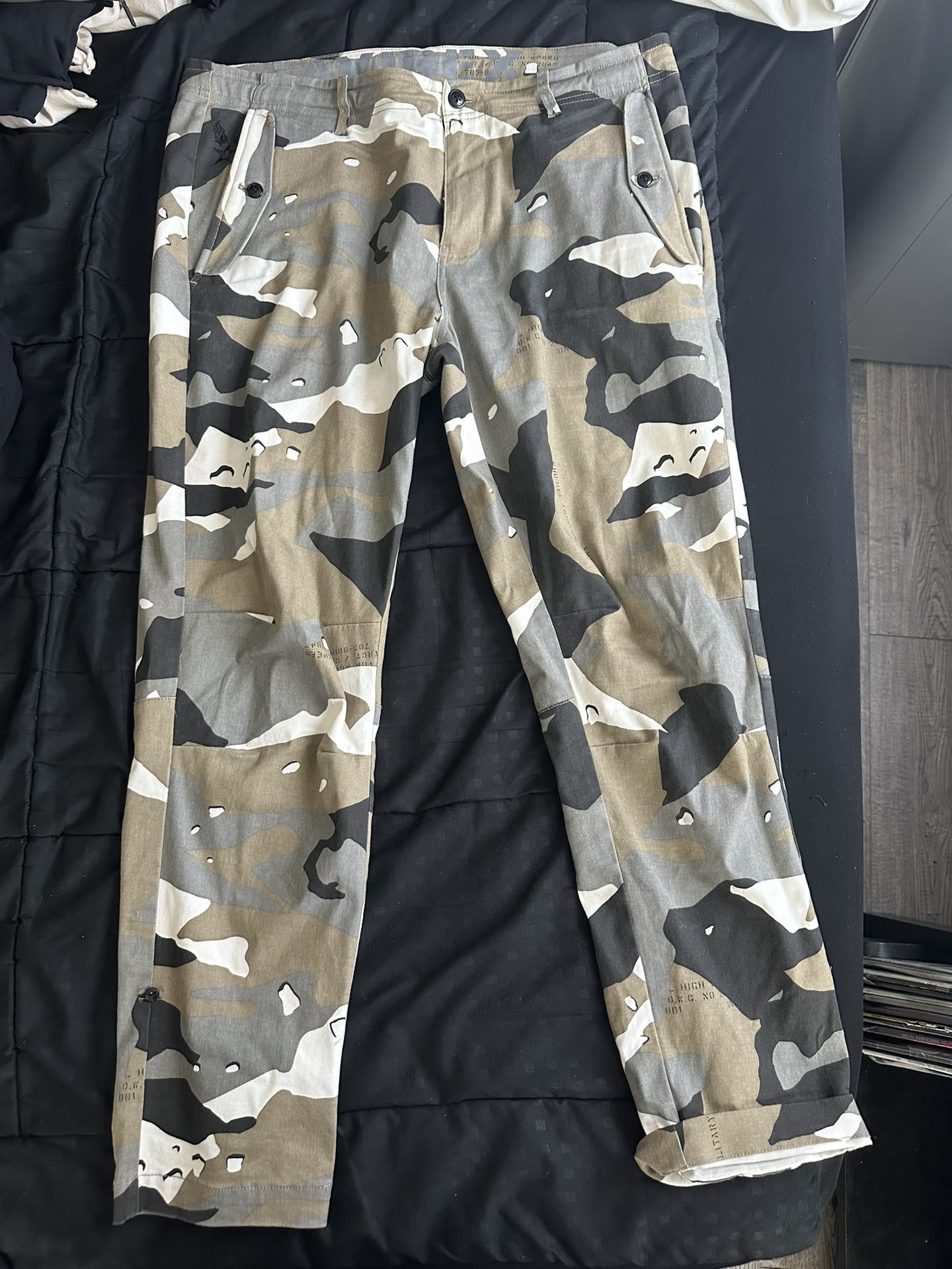 Avirex Brown Camo Pants