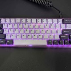 *RARE* NovelKeys NK65 Custom Keyboard