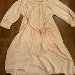 Woman’s Vintage 1980ies Sheer Gown/robe Shipping Available 