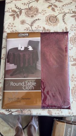 Round Table Cloths