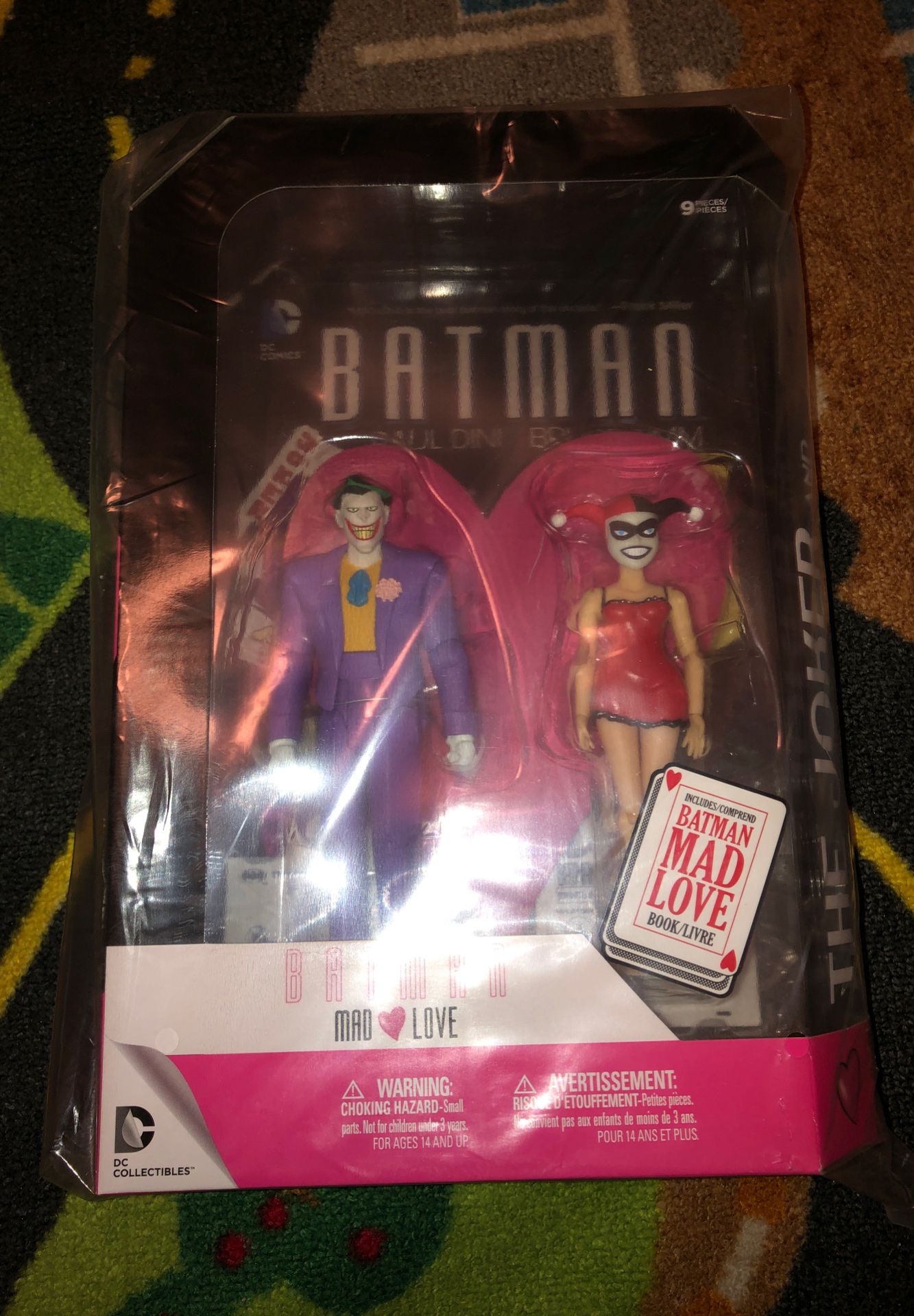 DC Collectibles - Mad Love Joker & Harley - Batman Animated Series Action Figure