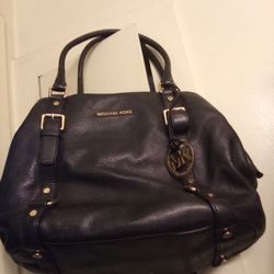 !! Women's Purse By Michael Kors The Handle Is A Bit Worn 