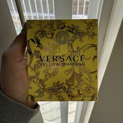 Versace Yellow Diamond 