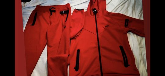 HUGO BOSS TRACK SUIT