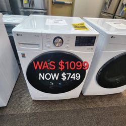 4.5 Cu. Ft. Ultra Large Capacity Smart Wifi Enabled Front Load Washer With Turbo Wash 360