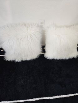 Set of 2  Mongolian Sheepskin Pillows – Ivory Luxury Accent Pillows