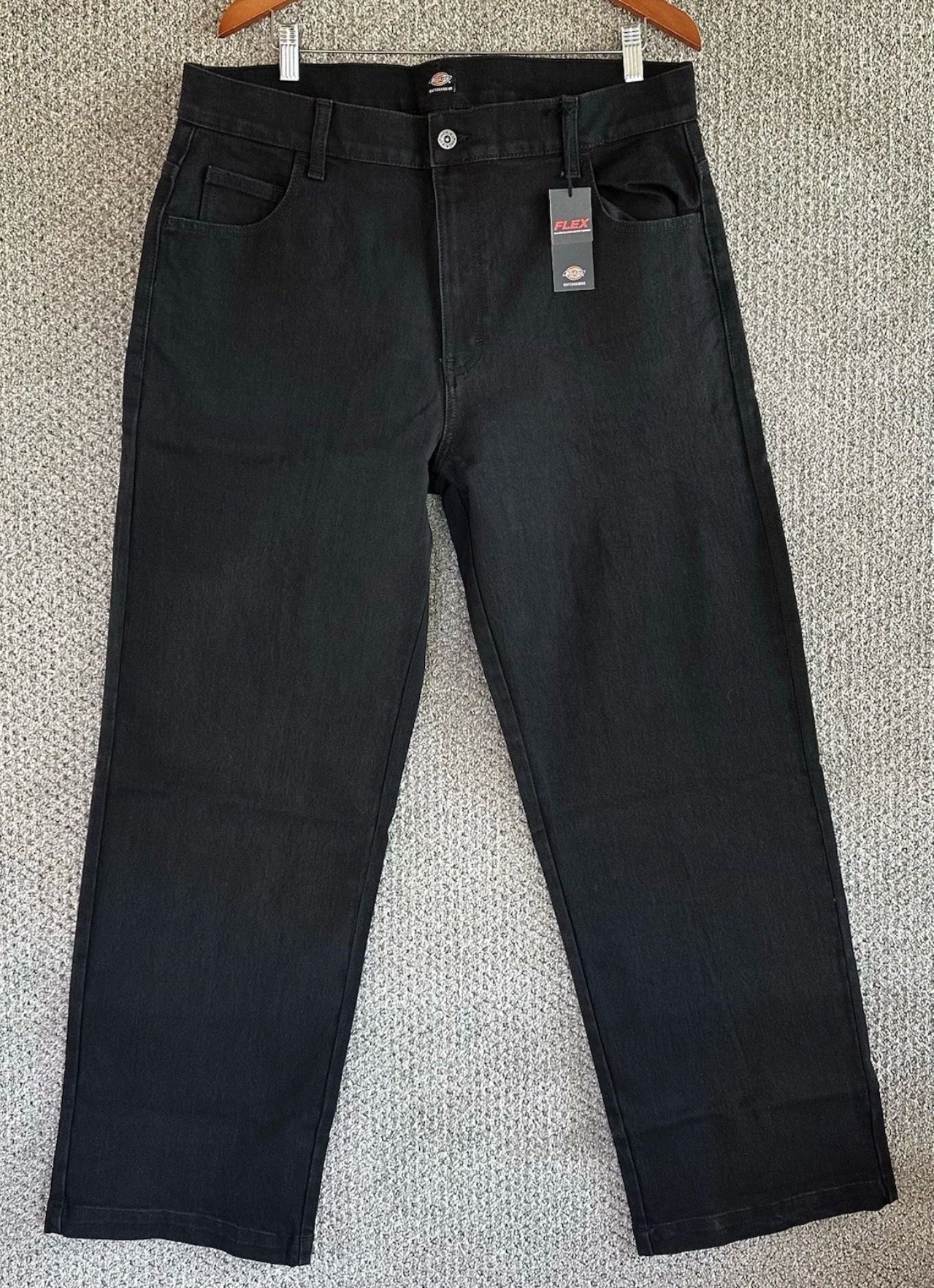Dickies Skateboarding Wingville Loose Fit Jeans Size 36x32 NWT