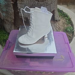 Women Boots