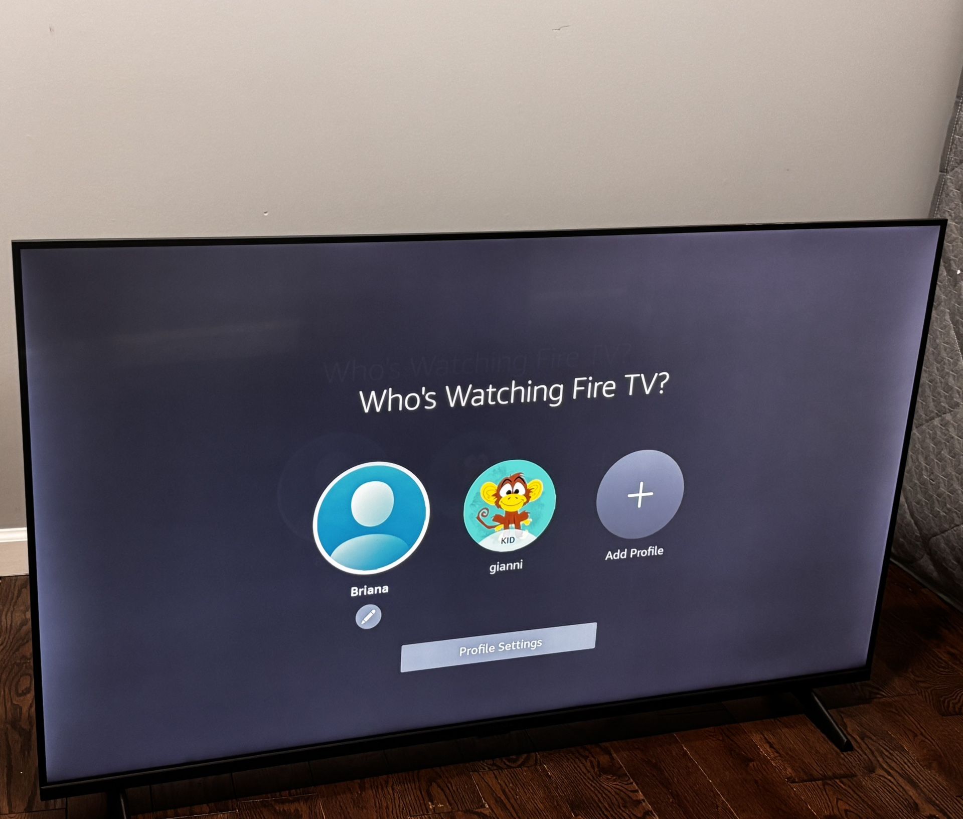 “55 Insignia Fire Tv.. Missing Remote. Good Condition