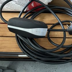 Tesla  240V Mobile Charger
