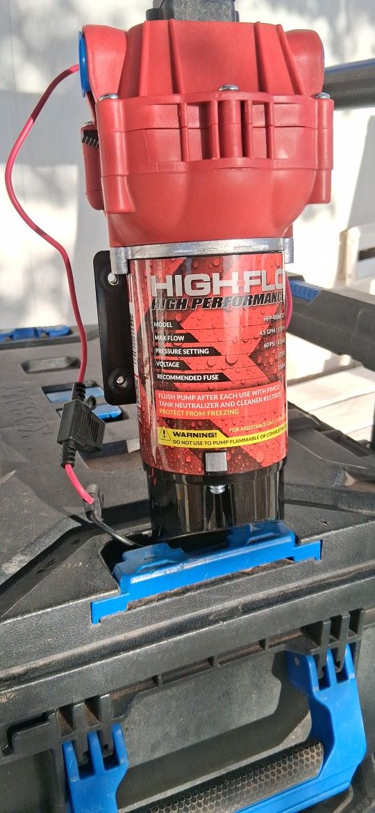 
💧 High Flo 12V Pump – 4.5 GPM / 60 PSI 💧