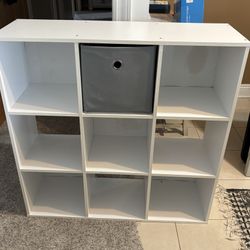 NINE CUBE ORGANIZER