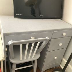 Desk & Chair