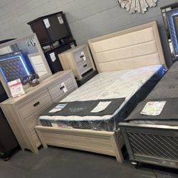 Queen Size Bedroom Set