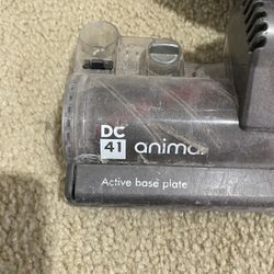 Dyson DC41 Pet Vac